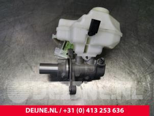 Volkswagen Golf Hauptbremszylinder O120234 foto 3