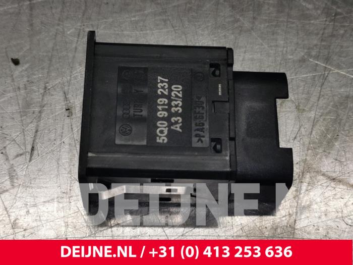 Volkswagen Golf Airbag switch O120260