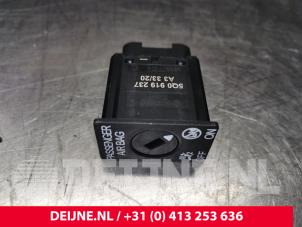 Volkswagen Golf Airbag switch O120260 photo 2