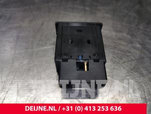 Volkswagen Golf Airbag switch O120260 photo 3