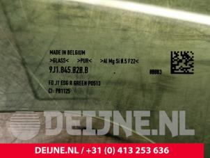 Porsche Taycan Türscheibe 4-türig rechts vorne O120347 foto 3