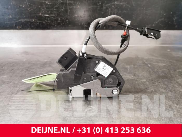 Ford Focus Türschlossmechanik 4-türig rechts hinten O121213