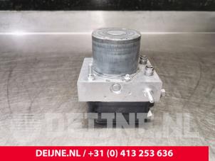 Gebruikte ABS Pomp Volkswagen Crafter (SY) 2.0 TDI FWD Prijs € 272,25 Inclusief btw aangeboden door van Deijne Onderdelen Uden B.V.