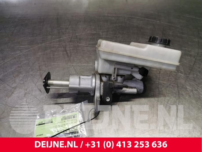 Volkswagen Crafter Hoofdremcilinder O121263