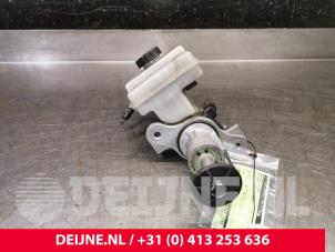 Volkswagen Crafter Hoofdremcilinder O121263 foto 2