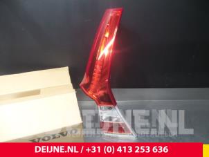 Volvo V70 Taillight, left O9990001067 photo 3