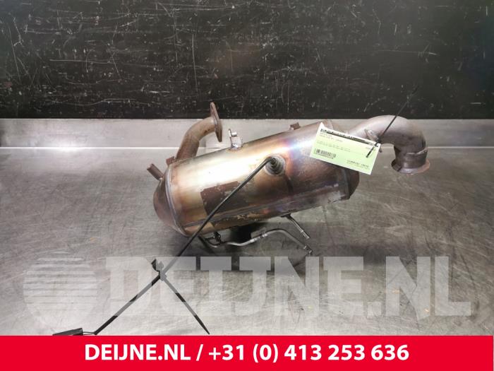 Gebruikte Roetfilter Volvo V70 (BW) 1.6 DRIVe 16V Prijs € 175,00 Margeregeling aangeboden door van Deijne Onderdelen Uden B.V.