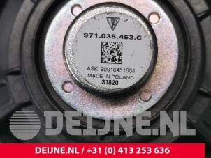 Porsche Taycan Luidspreker O121359 foto 3