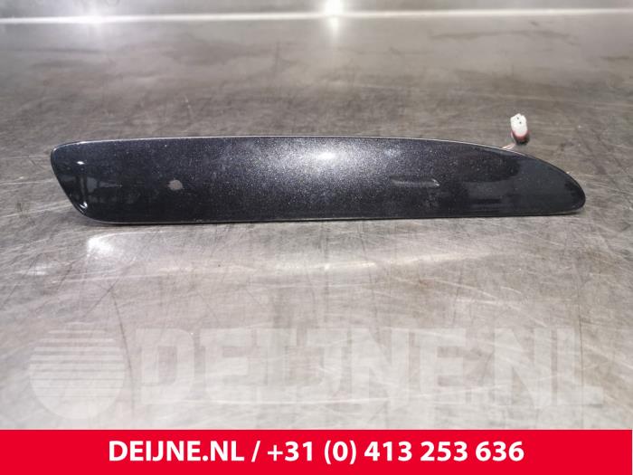 Porsche Taycan Türgriff 4-türig rechts vorne O121364