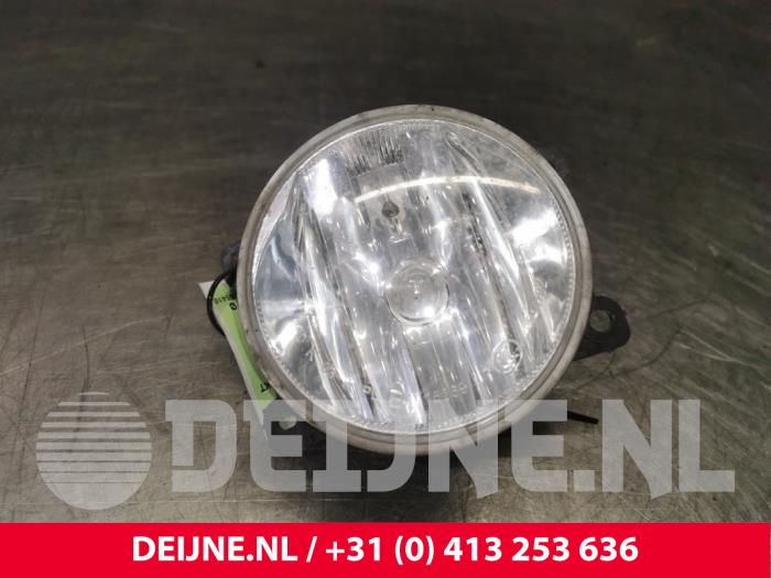 Peugeot 208 Fog light, front right O121369
