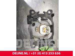Peugeot 208 Nebelscheinwerfer rechts vorne O121369 foto 2