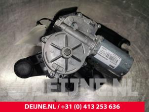 Peugeot 208 Scheibenwischermotor hinten O121421 foto 2