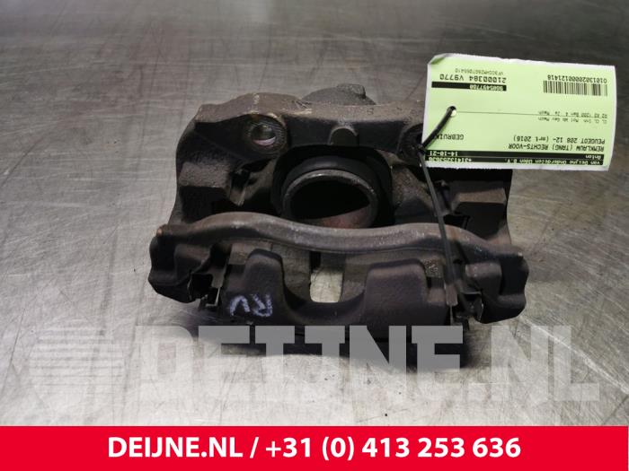 Peugeot 208 Remklauw (Tang) rechts-voor O121418