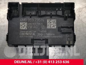 Porsche Taycan Zentralverriegelung Modul O121449 foto 2