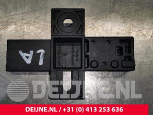 Porsche Taycan Keyless entry antenne O121471 foto 3