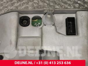 Porsche Taycan Display Multi Media regelunit O121638 foto 3
