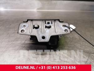 Volvo XC40 Tailgate lock mechanism O121851 photo 2