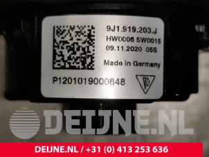 Porsche Taycan Clock O121876 photo 3