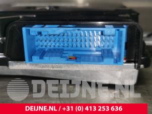Porsche Taycan Module (diversen) O121878 foto 3