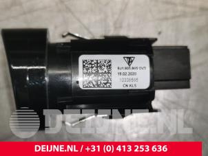 Porsche Taycan Start/Stop schakelaar O121882 foto 3