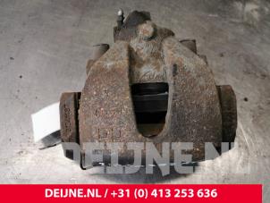 Volvo V40 Front brake calliper, right O121945 photo 3