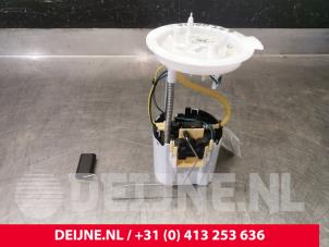 Volvo XC40 Electric fuel pump O122193 photo 2