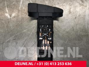 Hyundai H300 Nebelscheinwerfer Schalter O122235 foto 3