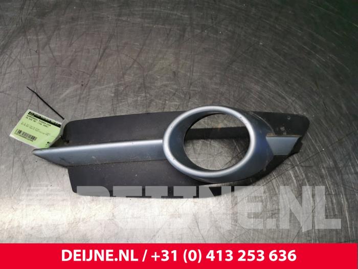 Volkswagen Eos Front bumper, central component O122448