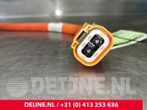Porsche Taycan Cable high-voltage O122472 photo 3