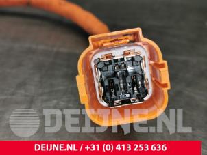 Porsche Taycan Cable high-voltage O122471 photo 2