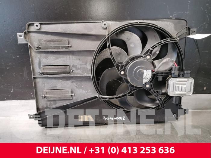 Volvo V40 Kühlgebläse O122576