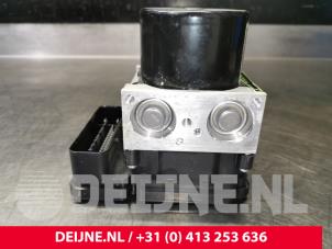 Volvo V40 ABS Pumpe O122548 foto 3