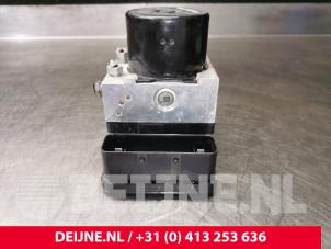 Volvo V40 ABS Pumpe O122548 foto 2