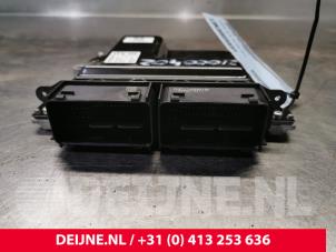 Volvo V60 Engine management computer O122624 photo 2