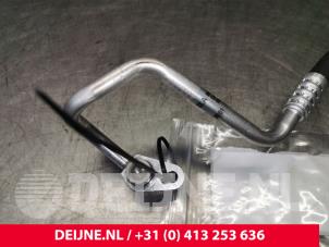 Porsche Taycan Klima Leitung O122780 foto 3
