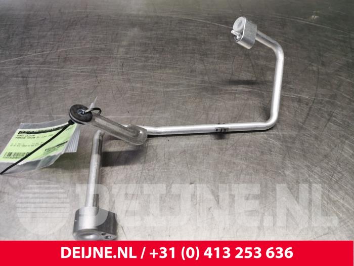 Porsche Taycan Airco Leiding O122781