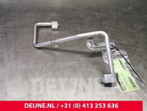 Porsche Taycan Klima Leitung O122781 foto 2