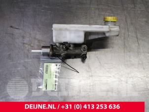 Gebruikte Hoofdremcilinder Peugeot Boxer (244) 2.2 HDi Prijs € 24,20 Inclusief btw aangeboden door van Deijne Onderdelen Uden B.V.