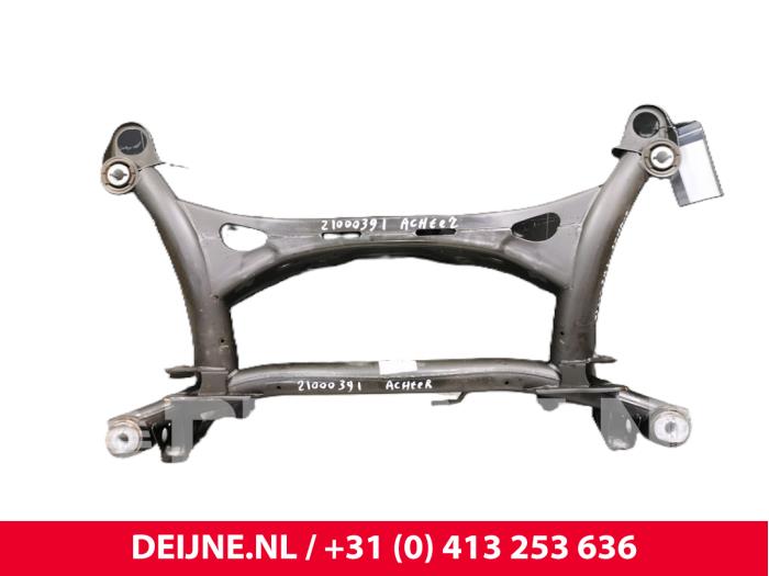 Volvo XC40 Träger hinten O122885
