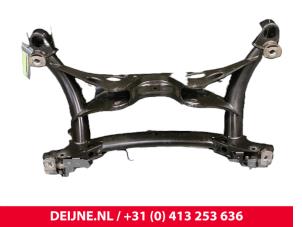 Volvo XC40 Draagbalk achter O122885 foto 2
