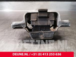 Volkswagen Caddy Motorlager O123076 foto 3