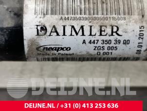 Mercedes Vito Aandrijfas links-achter O123083 foto 3