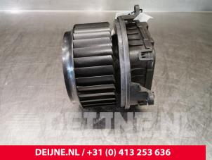 Porsche Taycan Heizung Belüftungsmotor O123093 foto 2