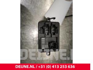 Peugeot Partner Heater resistor O123125 photo 2