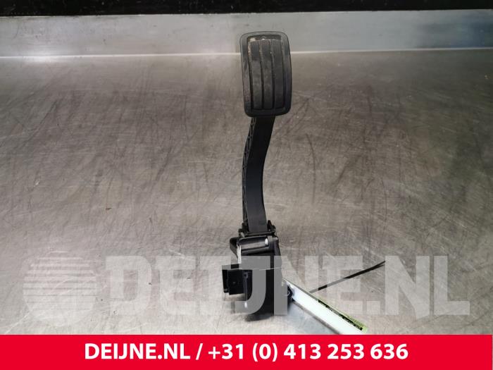 Peugeot Partner Accelerator pedal O123132