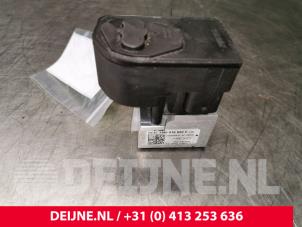 Porsche Taycan Expansieklep airco O123346 foto 2