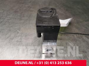 Porsche Taycan Expansieklep airco O123346 foto 3