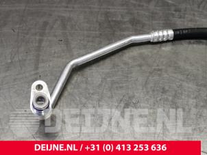Porsche Taycan Klima Leitung O123347 foto 2