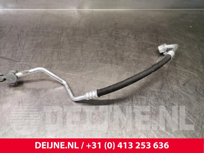 Porsche Taycan Airco Leiding O123348