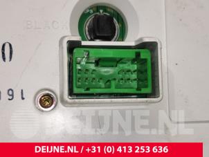 Volvo S80 Tacho - Kombiinstrument KM O123381 foto 3